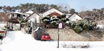 Taean White Sand Pension