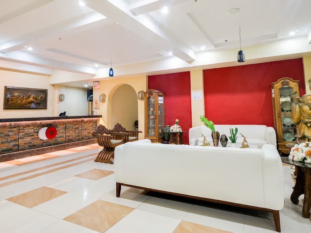 Capital O 460 World Palace Hotel