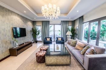 Nasma Luxury Stays Frond L Palm Jumeirah