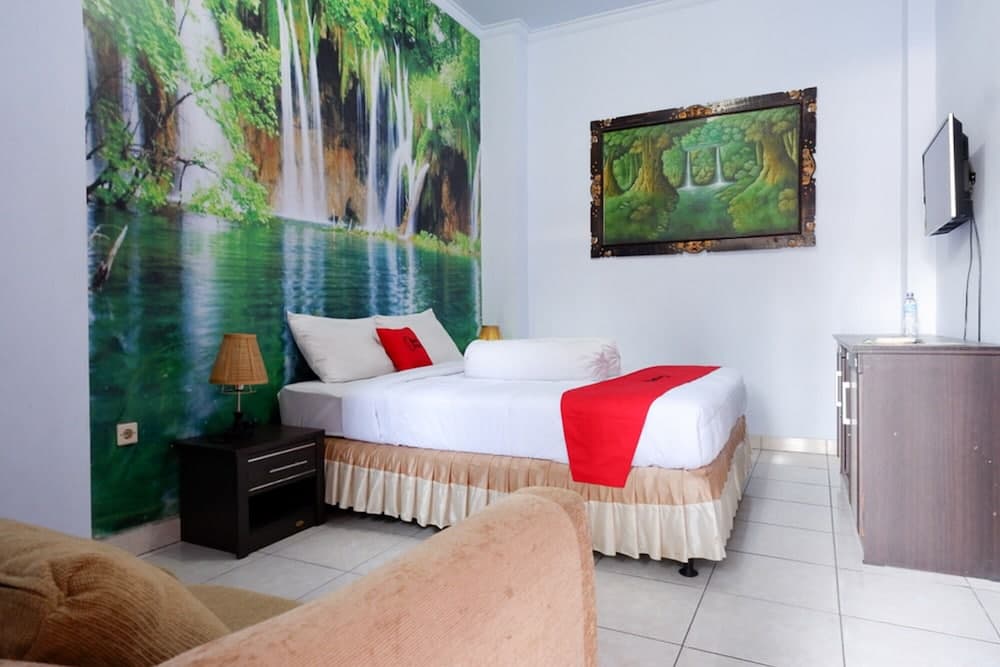 RedDoorz near Mayura Park Lombok