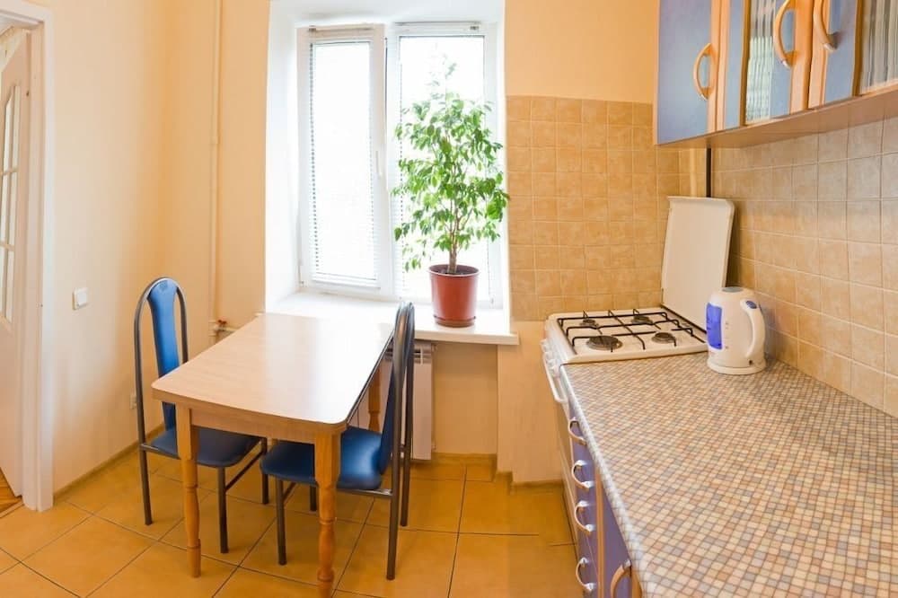 Apart Kiev Derevlianskaya 21A