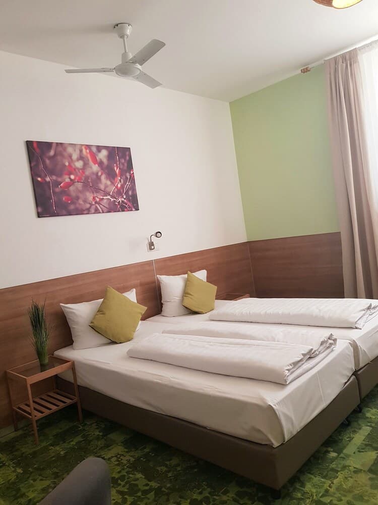 IHS Hotels Sleep Inn - Landshut Altdorf