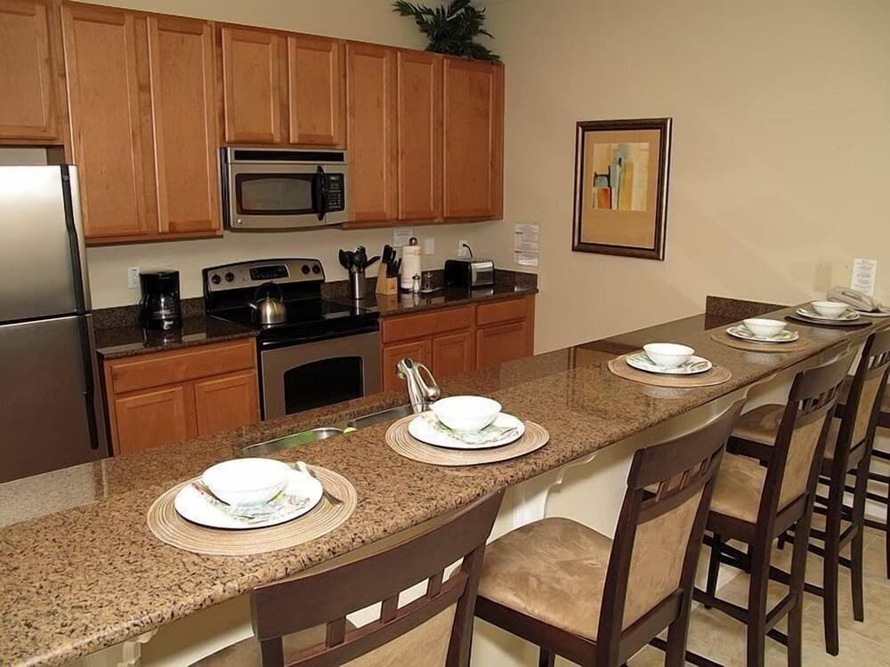 4 Bedroom 3 Bath Town House in Kissimmee Resort