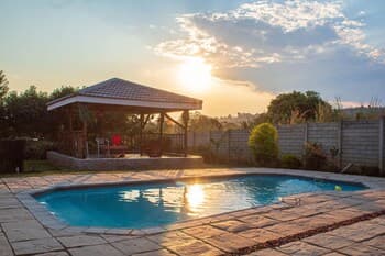 Zamambongi Guest House