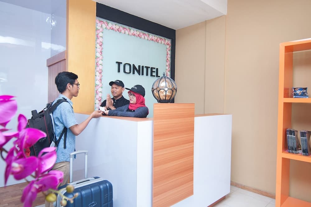 TONITEL Hotel Malioboro Yogyakarta - Hostel
