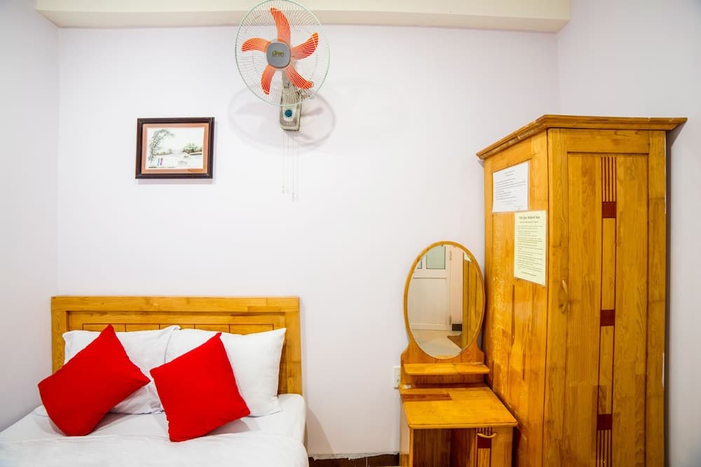 OYO 553 Truong Giang Hotel