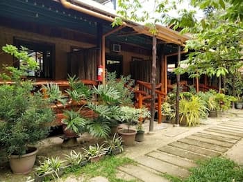 BING-VICE Tourist Inn