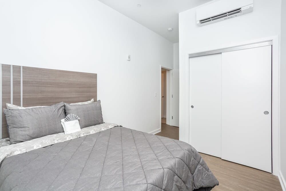 Luxury Apt Near Convcenter, Stadiums, & Harbor