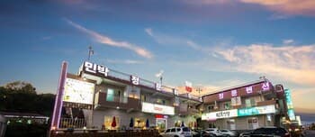 Suncheonman Jeongmun Pension