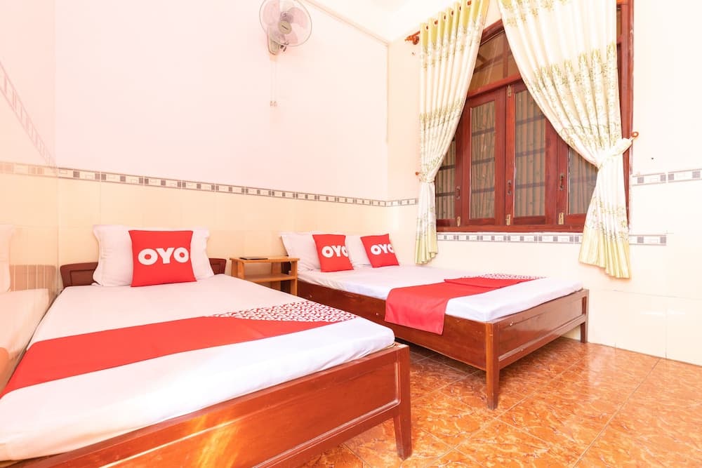 OYO 791 Hoang Anh Hotel