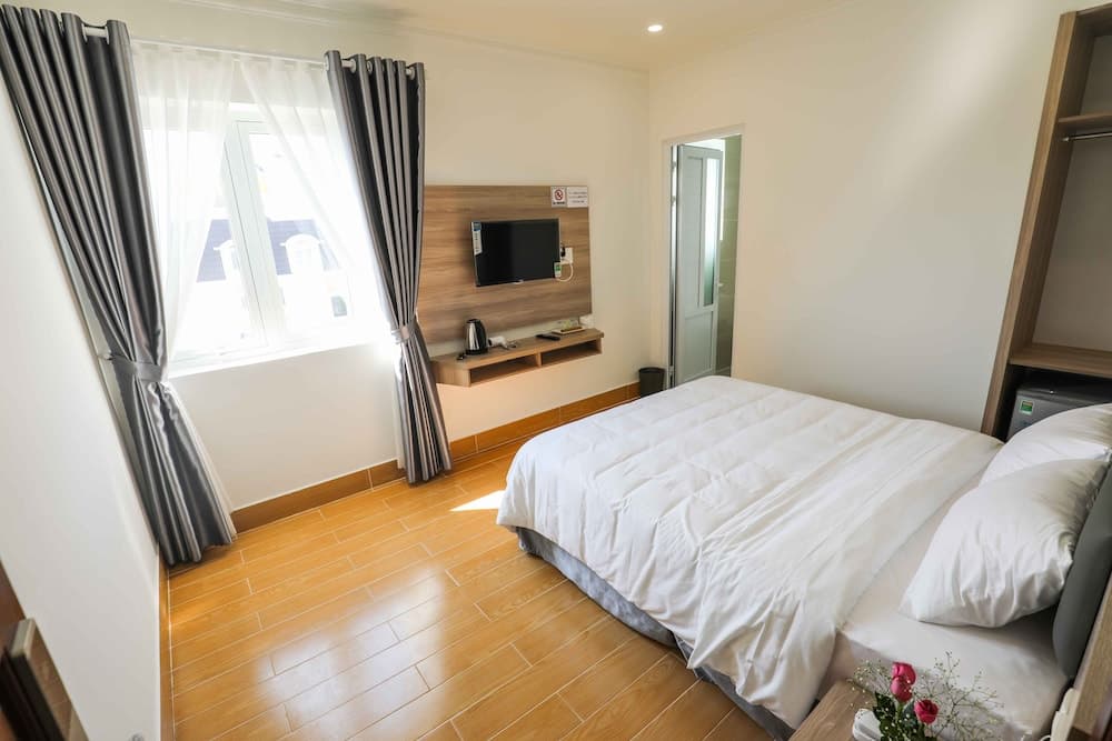 Dinh Cat Hotel Dalat