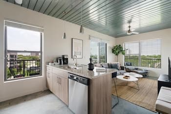 Lodgeur at Mid Main Lofts