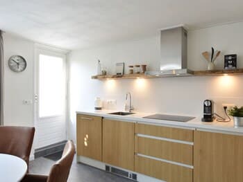 Quiet Holiday Home in Nieuwvliet With a Lounge Area by the sea