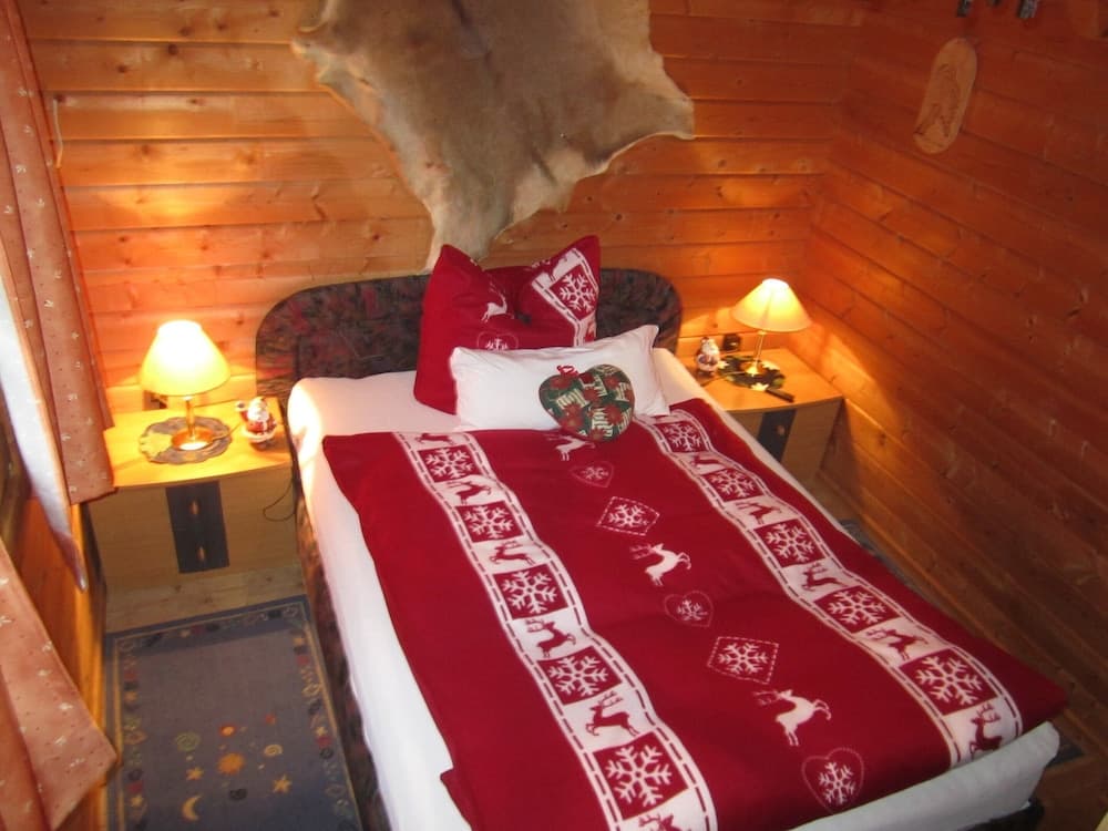 Large Holiday Home in Battenhausen With Garden