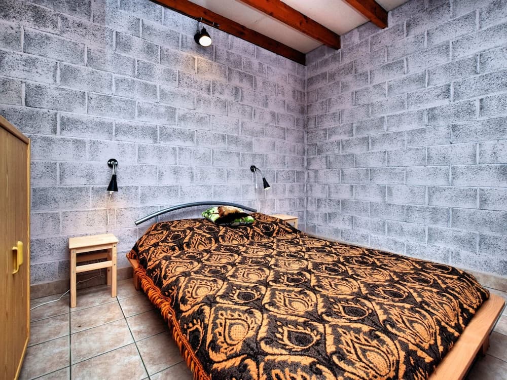 Holiday Home in Peaceful Setting and Large Garden