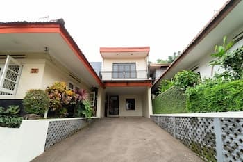 KoolKost Syariah near Botani Square Mall