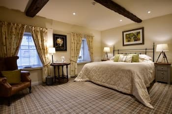 The Moon Inn at Stoney Middleton