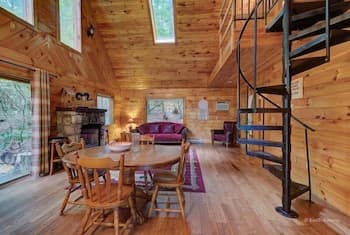 Magnolia Streamside Resort