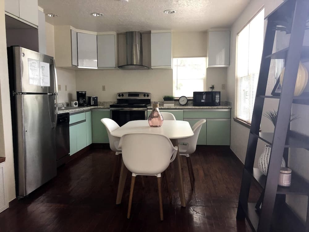 Eviestays Studio Close to OU, Downtown