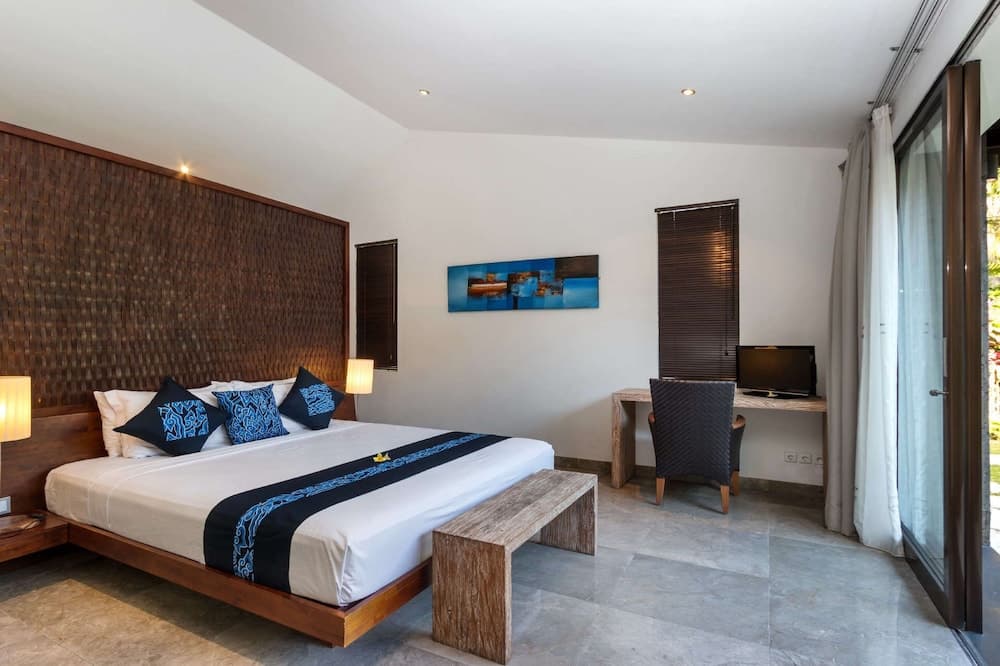 Bali Villa Near the Beach, 2080