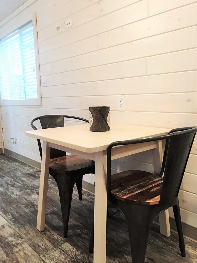 Waterfront Studio Cabin With Private Porch #13 at Long Cove Resort by Redawning