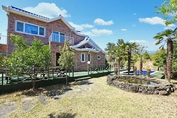 Ocean Sky Village Pension