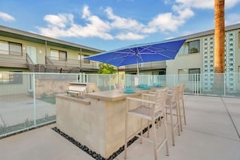 Primo Old Town Location with Heated Pool