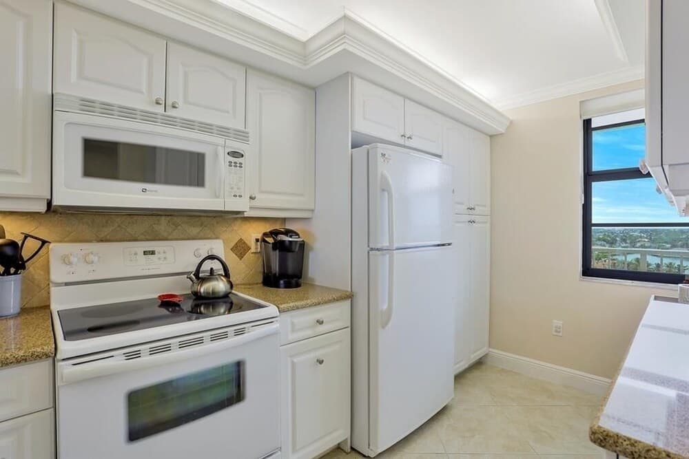 South Seas 4, 1104 Marco Island Vacation Rental 2 Bedroom Condo by Redawning