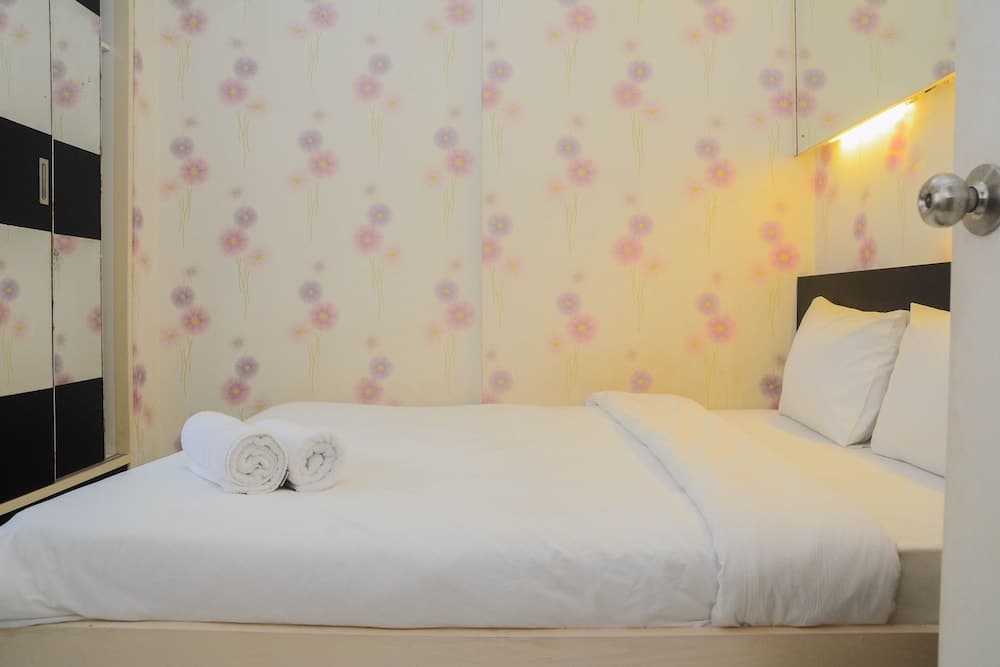 Simple and Cozy 2BR at Kalibata City Apartment