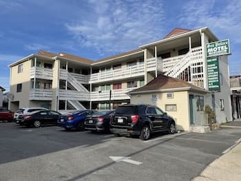Sea Palace Motel