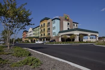 Mardi Gras Casino & Resort