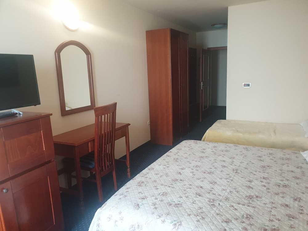 Hotel Miramare Njivice