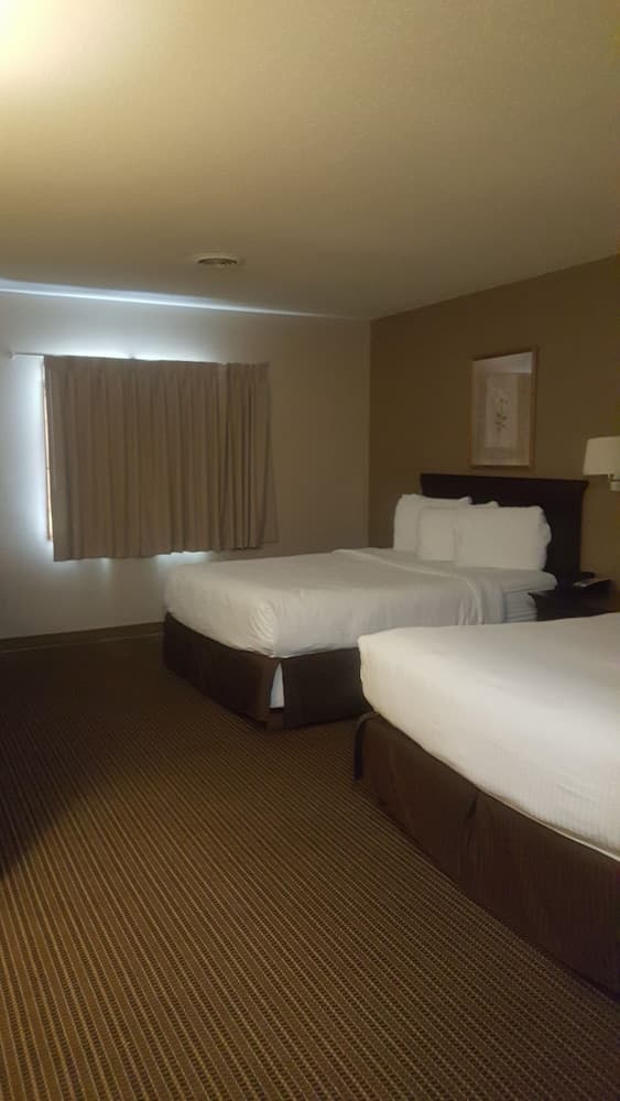 Crookston Inn and Convention Center