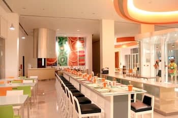 HARRIS Hotel Batam Center - Batam