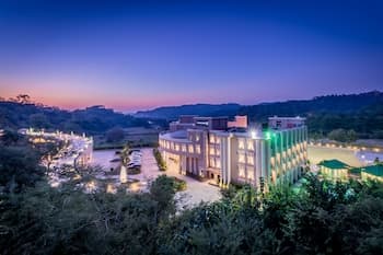 Golden Tulip Chandigarh Panchkula