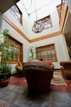 Pepe's House Cuenca Hotel & Hostel