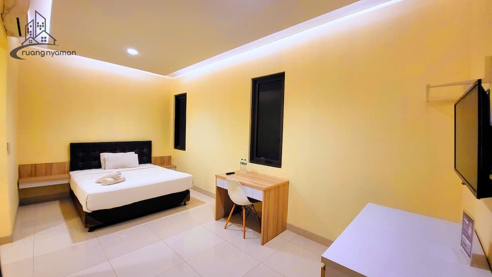 Ruang Nyaman at Regentown near ICE BSD