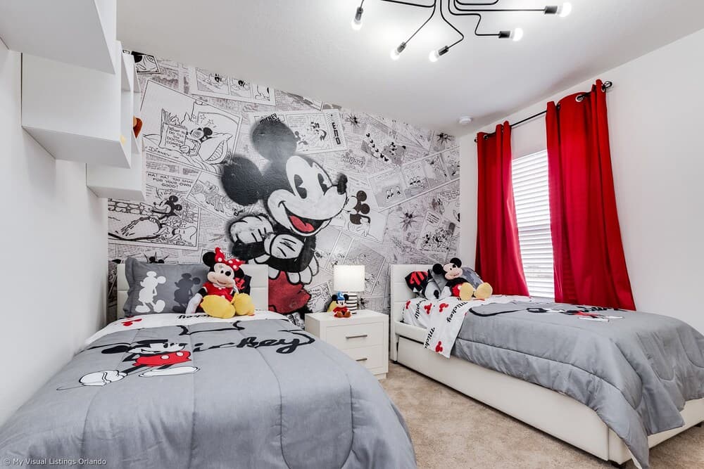 5280oak Luxury Ne 6 Bedroom 4.bath Home