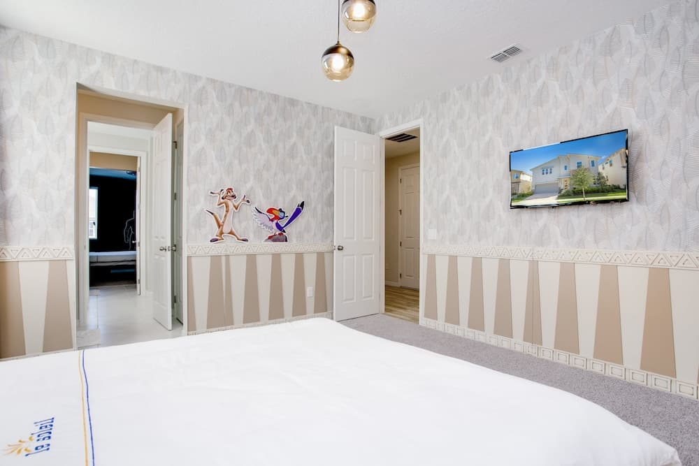 Fabulous 8 Bed Villa Pool & Spa, Movie Theater 1805c