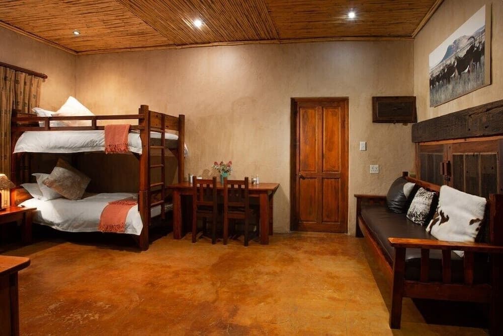 Gannabos Guest House