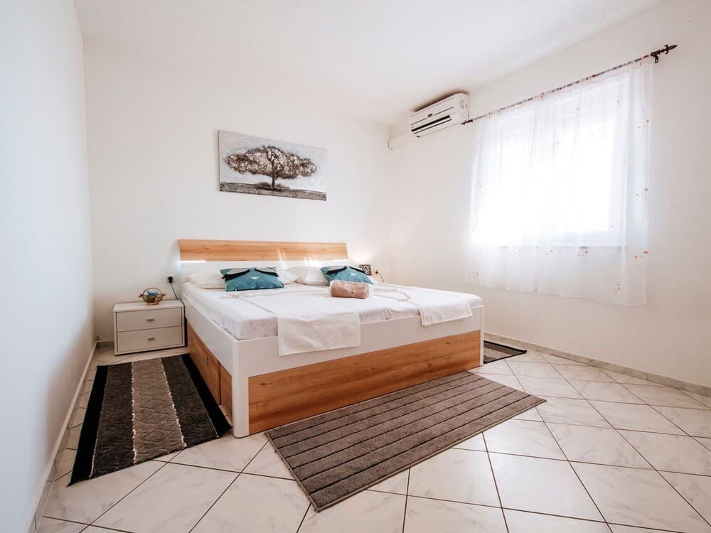 Beautiful Holiday Home in Maslenica Near Beach"