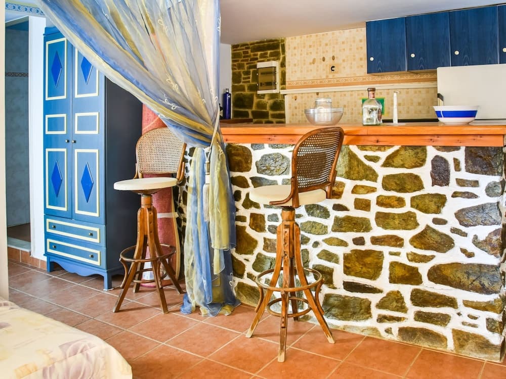 Alluring Holiday Home in Syros With Barbecue