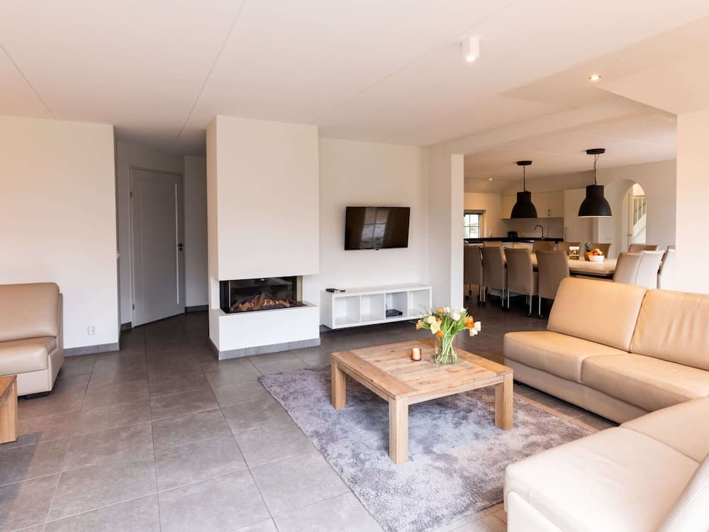 Wellness Villa in Peaceful Nature