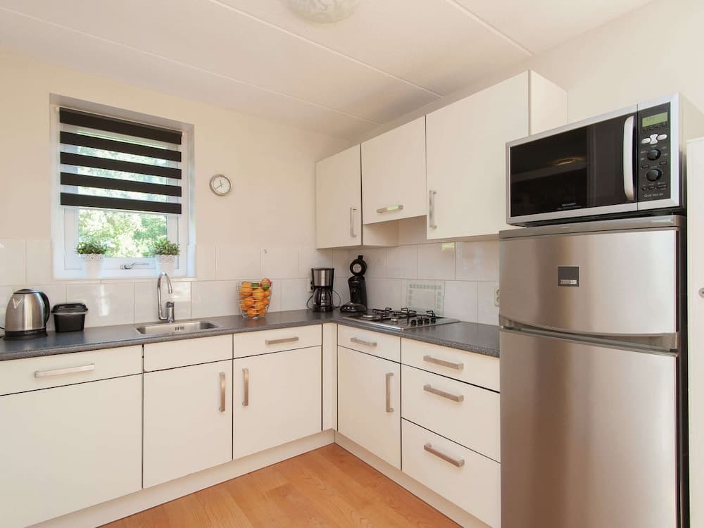 Cozy Holiday Home With a Spacious Garden, Near the Sea