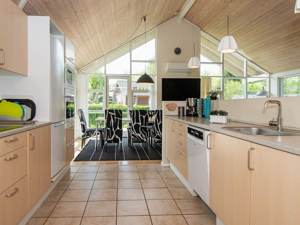 12 Person Holiday Home in Aabenraa-by Traum