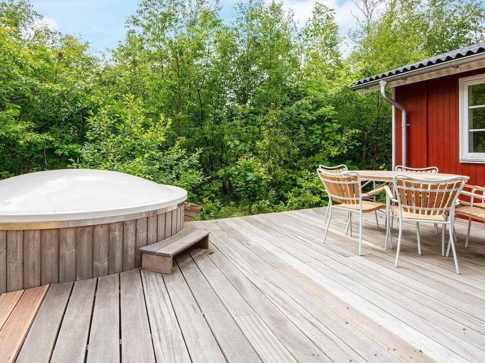 Vibrant Holiday Home in Tarm near Sea