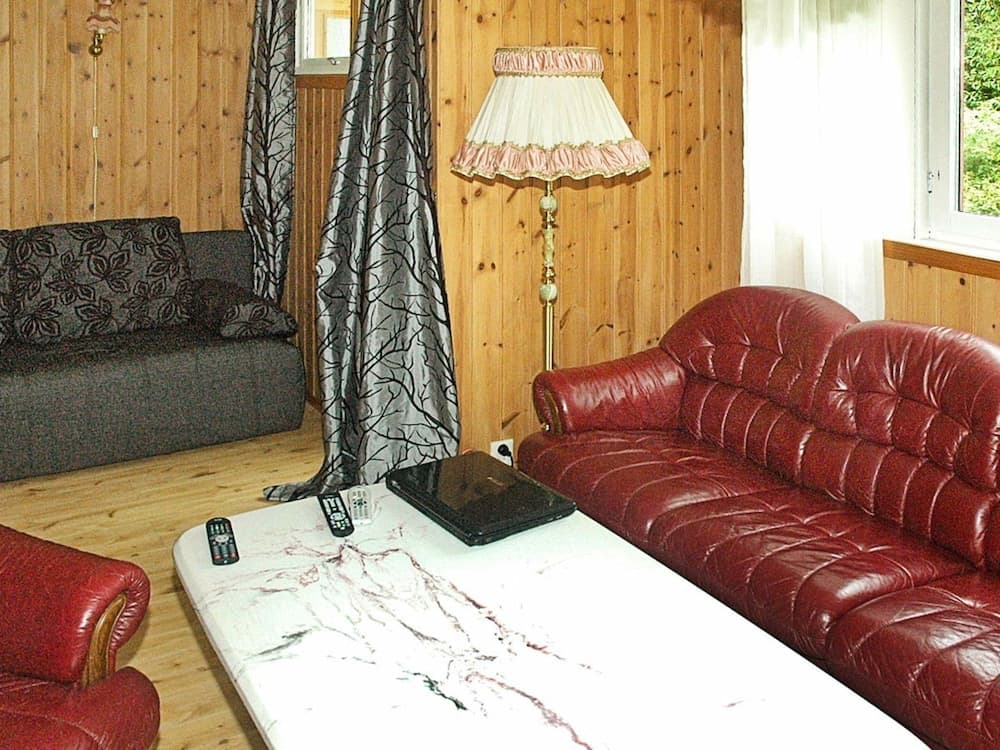 4 Person Holiday Home in Høyheimsvik
