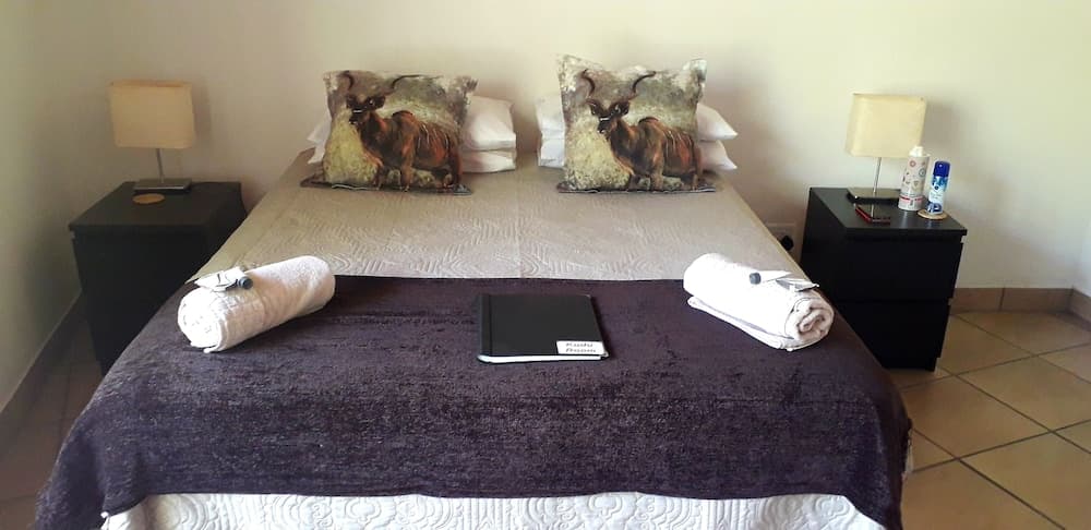 Lovely Holiday Home for a Large Family or Friends Bordering Kruger National Park