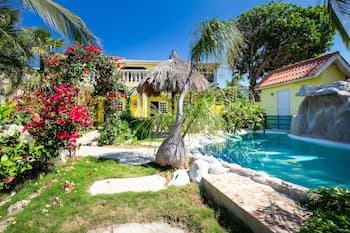 Breathtaking Family Designer Villa w/ Private Pool & Tropical Garden