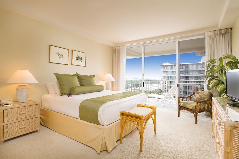 AEI at The Whaler Kaanapali Beach Resort